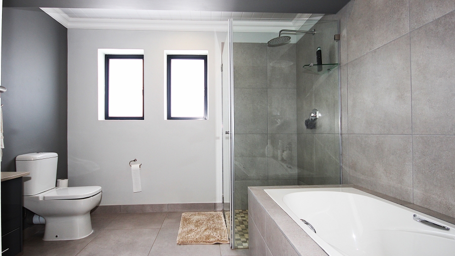 3 Bedroom Property for Sale in Monte Christo Western Cape